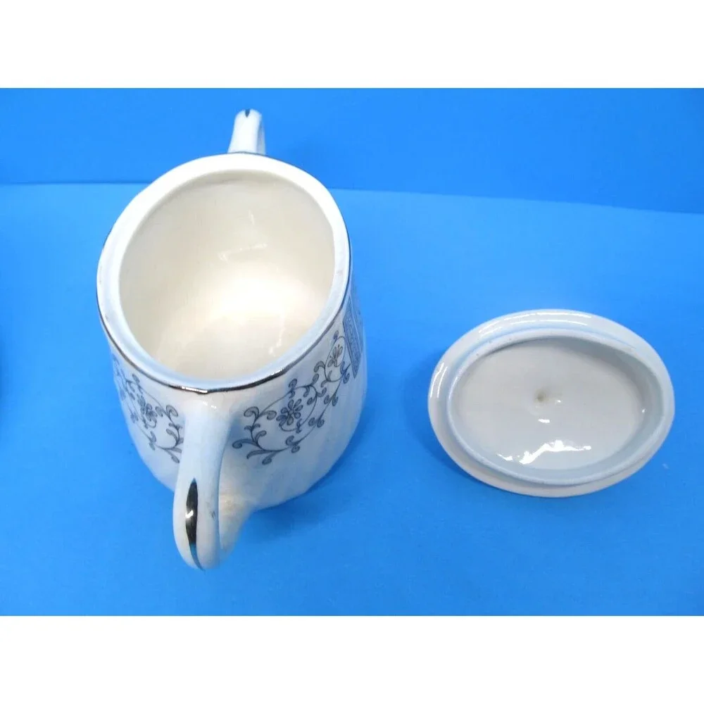 Enoch Wedgwood Manchester Covered Sugar Dish and Creamer